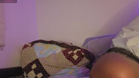 Snapshot of bleesd_anto chatting on 28, 11, 2025 bleesd_anto online show from 28, 11, 2025