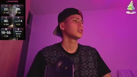 Snapshot of bleesd_anto chatting on 2, 12, 2025 bleesd_anto online show from 2, 12, 2025