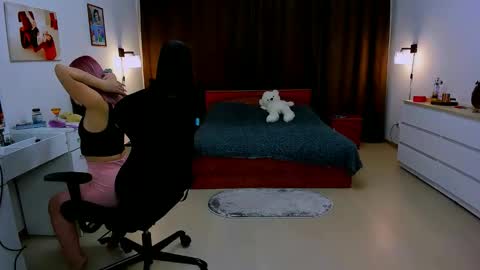 Snapshot of blinkofeyess chatting on 5, 12, 2024 Nicole online show from 5, 12, 2024