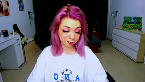 Snapshot of blinkofeyess chatting on 29, 12, 2024 Nicole online show from 29, 12, 2024