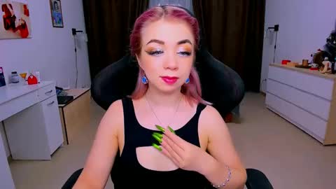 Snapshot of blinkofeyess chatting on 14, 1, 2025 Nicole online show from 14, 1, 2025