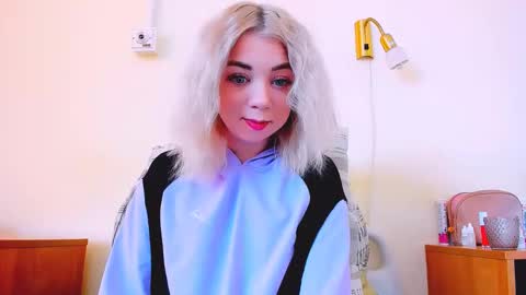 Snapshot of blinkofeyess chatting on 22, 2, 2025 Nicole online show from 22, 2, 2025