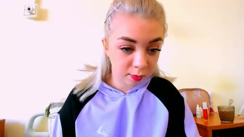 Snapshot of blinkofeyess chatting on 23, 2, 2025 Nicole online show from 23, 2, 2025