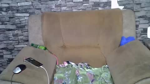blonde_creamy online show from 8, 7, 2026