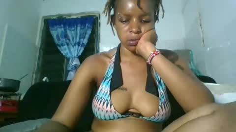 blonde_queenie online show from 9, 4, 2026