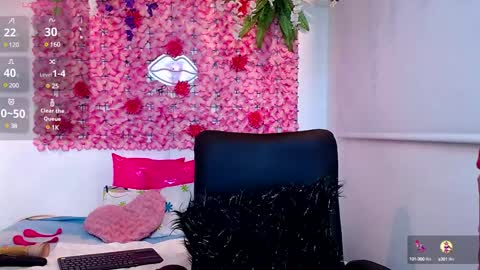 Snapshot of blonde_squirt_ chatting on 28, 1, 2025 blonde_squirt_ online show from 28, 1, 2025