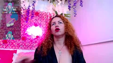 Snapshot of blonde_squirt_ chatting on 8, 3, 2025 blonde_squirt_ online show from 8, 3, 2025