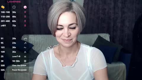Snapshot of blondemommy_77 chatting on 17, 12, 2024 Lola online show from 17, 12, 2024