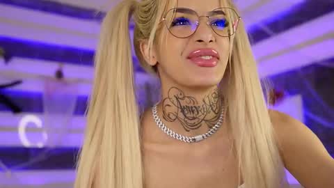 blondie_muller online show from 7, 11, 2025