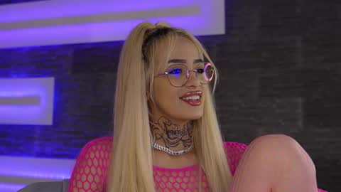 blondie_muller online show from 21, 11, 2025