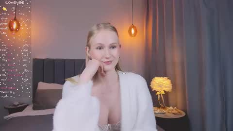 Mia online show from 25, 2, 2025