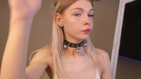 blondy_fina online show from 19, 5, 2026