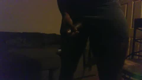 Snapshot of blongd2 chatting on 5, 12, 2025 blongd2 online show from 5, 12, 2025