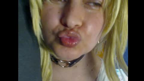 Snapshot of blontsex chatting on 13, 5, 2026 Blontsex online show from 13, 5, 2026