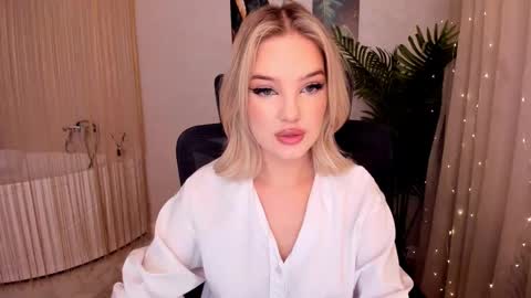 Sophia online show from 27, 2, 2025