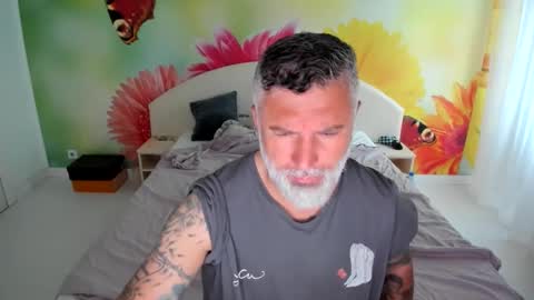 Snapshot of blowmyxxl chatting on 10, 11, 2025 Nico online show from 10, 11, 2025