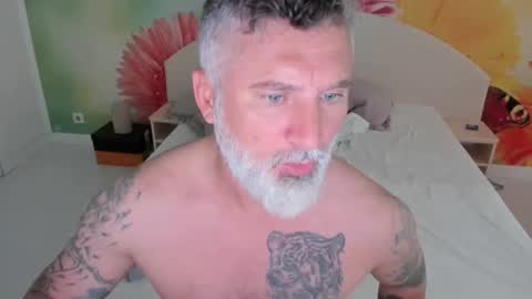 Snapshot of blowmyxxl chatting on 15, 11, 2025 Nico online show from 15, 11, 2025