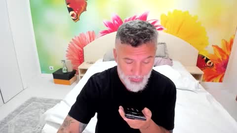 Snapshot of blowmyxxl chatting on 20, 11, 2025 Nico online show from 20, 11, 2025