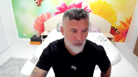 Snapshot of blowmyxxl chatting on 26, 11, 2025 Nico online show from 26, 11, 2025