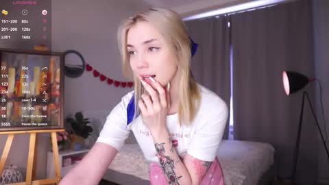 Adeline online show from 21, 2, 2026