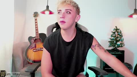 Snapshot of blue_boy_1 chatting on 4, 12, 2024 TAY online show from 4, 12, 2024