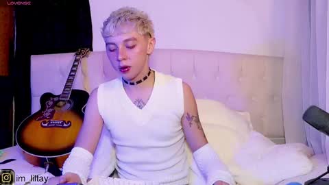 Snapshot of blue_boy_1 chatting on 21, 2, 2025 TAY online show from 21, 2, 2025