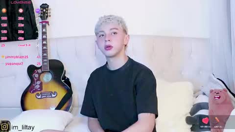 Snapshot of blue_boy_1 chatting on 22, 2, 2025 TAY online show from 22, 2, 2025