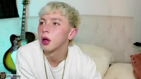 Snapshot of blue_boy_1 chatting on 25, 2, 2025 TAY online show from 25, 2, 2025