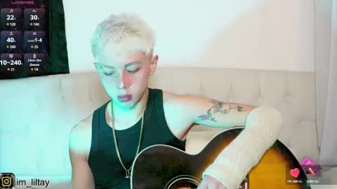 Snapshot of blue_boy_1 chatting on 4, 3, 2025 TAY online show from 4, 3, 2025