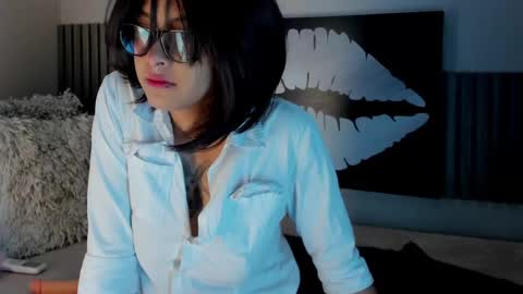 Snapshot of blue_sixx chatting on 4, 10, 2025 blue_sixx online show from 4, 10, 2025