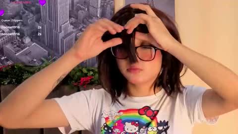 Snapshot of blue_sixx chatting on 12, 11, 2025 blue_sixx online show from 12, 11, 2025