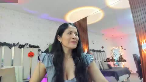 blue_tay1 online show from 16, 10, 2025