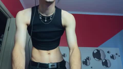 Snapshot of blue_w0rld chatting on 17, 10, 2025 SONNYVAN online show from 17, 10, 2025