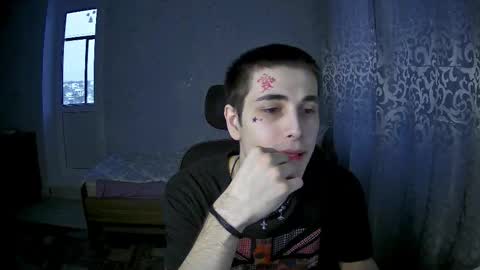 Snapshot of blue_w0rld chatting on 18, 12, 2025 SONNYVAN online show from 18, 12, 2025