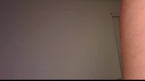 Snapshot of blueaby1 chatting on 29, 9, 2025 blueaby1 online show from 29, 9, 2025