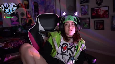 Snapshot of blueasfuck chatting on 31, 12, 2024 Blue online show from 31, 12, 2024