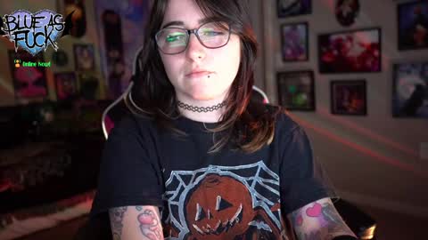 Snapshot of blueasfuck chatting on 11, 1, 2025 Blue online show from 11, 1, 2025