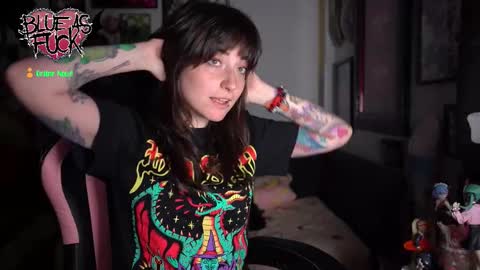 Snapshot of blueasfuck chatting on 21, 11, 2025 Blue online show from 21, 11, 2025