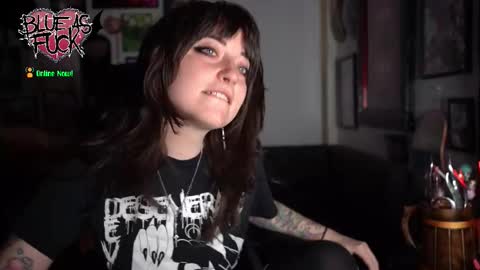 Blue online show from 4, 2, 2026