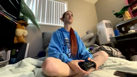 Snapshot of bluebloodednorsewitch chatting on 23, 9, 2025 bluebloodednorsewitch online show from 23, 9, 2025