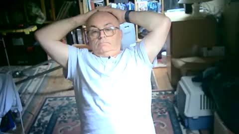 Snapshot of bluebox65 chatting on 5, 11, 2025 bluebox65 online show from 5, 11, 2025