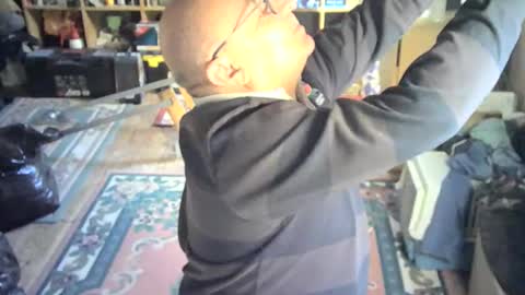 Snapshot of bluebox65 chatting on 17, 11, 2025 bluebox65 online show from 17, 11, 2025