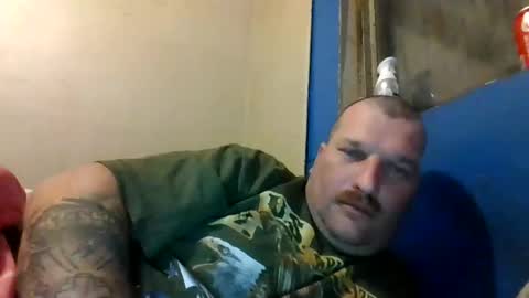 Snapshot of bluedemoneyes1986 chatting on 12, 3, 2025 bluedemoneyes1986 online show from 12, 3, 2025