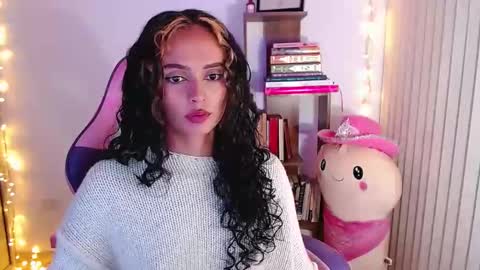 Snapshot of bluee_v chatting on 18, 9, 2025 Im Abril .. Nice to meet you thumb up me please its important INDEPENDENT MODEL online show from 18, 9, 2025