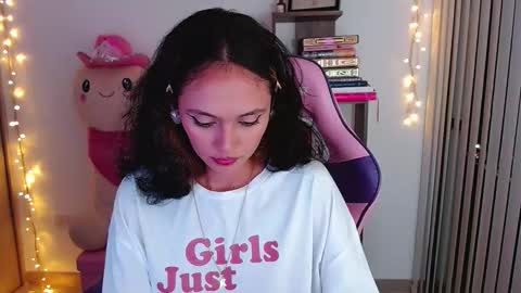 Im Abril .. Nice to meet you  thumb up me please its important  INDEPENDENT MODEL online show from 6, 2, 2026