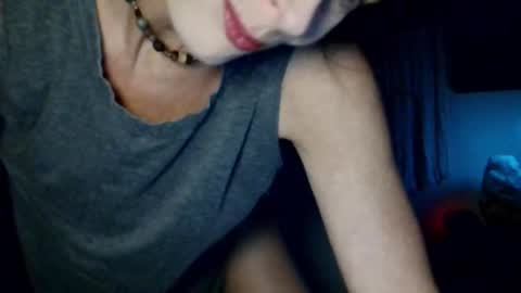 Blueeyedlie online show from 17, 2, 2025