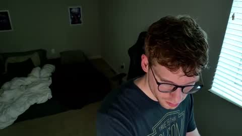 Snapshot of blueeyedtallguy chatting on 10, 7, 2026 blueeyedtallguy online show from 10, 7, 2026