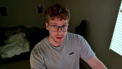 Snapshot of blueeyedtallguy chatting on 21, 7, 2026 blueeyedtallguy online show from 21, 7, 2026