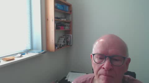 blueeyesn8 online show from 10, 3, 2025