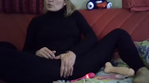 Snapshot of blueviolet78 chatting on 9, 3, 2025 Blueviolet78 and.. online show from 9, 3, 2025